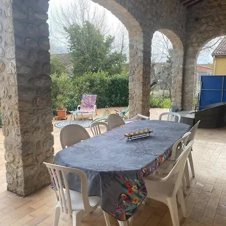 Semesterbostad L'echappee De Vallon-Pont-dʼArc