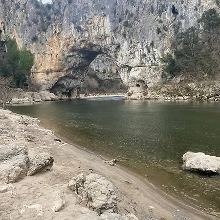 L'echappee De بيت للعطل *